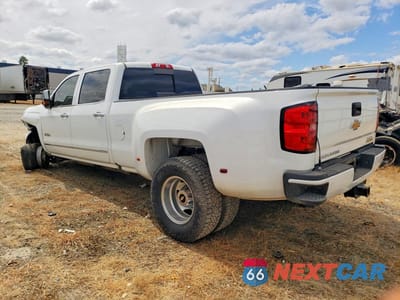 Drugie zdjęcie samochodu z przodu: 2016 CHEVROLET SILVERADO K3500 HIGH COUNTRY VIN:1GC4K1E81GF145460 - miniatura