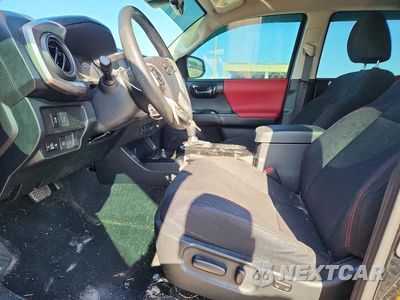Zdjęcie 7 z 13 samochodu: 2022 TOYOTA TACOMA SR5 V6 VIN:3TMAZ5CN3NM165818 - miniatura