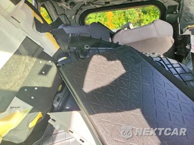 Zdjęcie 10 z 13 samochodu: 2019 TOYOTA RAV4 LE VIN:JTMG1RFV2KD035024 - miniatura