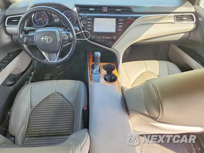 Zdjęcie 8 z 12 samochodu: 2018 TOYOTA CAMRY SE VIN:4T1B11HKXJU596323 - miniatura