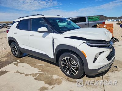 Czwarte zdjęcie samochodu z boku: 2025 CHEVROLET TRAILBLAZER LT VIN:KL79MRSL3SB035532 - miniatura