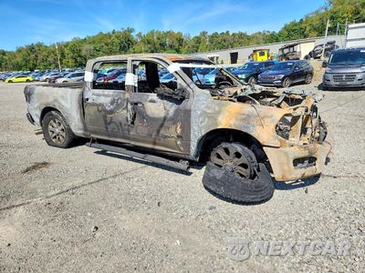 Czwarte zdjęcie samochodu z boku: 2023 RAM 2500 LARAMIE VIN:3C6UR5FJXPG646860 - miniatura