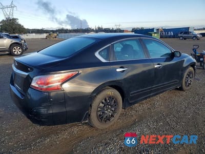 Trzecie zdjęcie samochodu z tyłu: 2015 NISSAN ALTIMA 2.5 S VIN:1N4AL3AP8FN917665 - miniatura