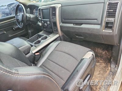 Zdjęcie 8 z 12 samochodu: 2014 RAM 1500 SPORT VIN:1C6RR7MTXES257809 - miniatura