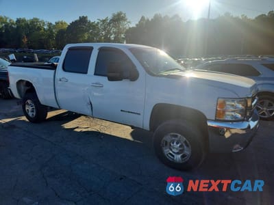 Czwarte zdjęcie samochodu z boku: 2007 CHEVROLET SILVERADO K2500 HEAVY DUTY VIN:1GCHK23677F548044 - miniatura