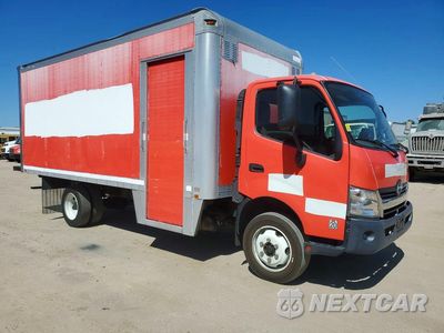 Czwarte zdjęcie samochodu z boku: 2018 HINO 195 BOX TRUCK VIN:JHHSDM2H0JK006343 - miniatura