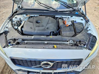 Zdjęcie 11 z 12 samochodu: 2021 VOLVO S60 T8 RECHARGE R-DESIGN VIN:7JRBR0FZ2MG103472 - miniatura