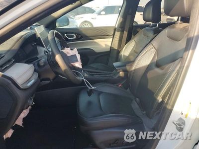 Zdjęcie 7 z 12 samochodu: 2025 JEEP COMPASS LIMITED VIN:3C4NJDCNXST509066 - miniatura