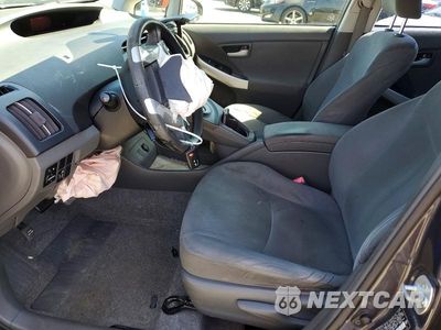 Zdjęcie 7 z 12 samochodu: 2010 TOYOTA PRIUS II VIN:JTDKN3DU5A0097979 - miniatura
