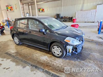 Czwarte zdjęcie samochodu z boku: 2010 NISSAN VERSA 1.8 S VIN:3N1BC1CP4AL456511 - miniatura