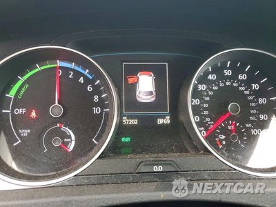 Zdjęcie 9 z 13 samochodu: 2017 VOLKSWAGEN E-GOLF SEL PREMIUM VIN:WVWPR7AU0HW950169 - miniatura
