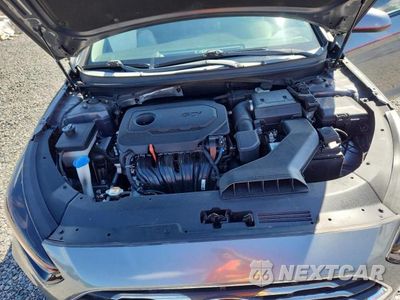 Zdjęcie 11 z 12 samochodu: 2019 HYUNDAI SONATA SE VIN:5NPE24AF8KH743960 - miniatura