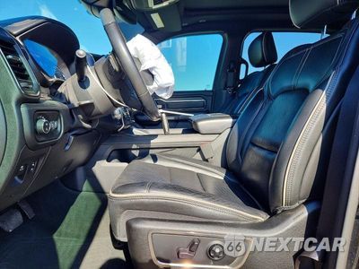 Zdjęcie 7 z 13 samochodu: 2020 RAM 1500 LIMITED VIN:1C6SRFHT3LN370101 - miniatura
