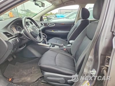 Zdjęcie 8 z 13 samochodu: 2019 NISSAN SENTRA SV VIN:3N1AB7AP3KL604962 - miniatura