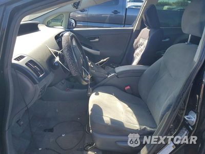 Zdjęcie 7 z 12 samochodu: 2010 TOYOTA PRIUS III VIN:JTDKN3DU1A0045054 - miniatura
