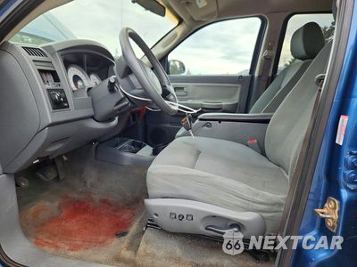 Zdjęcie 7 z 13 samochodu: 2005 DODGE DAKOTA QUAD SLT VIN:1D7HE48N25S209687 - miniatura