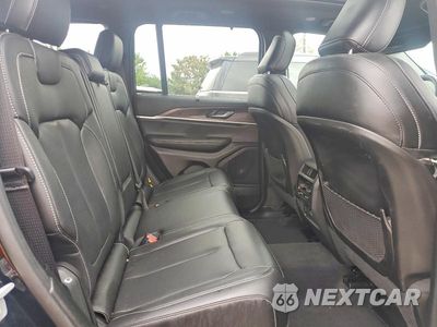 Zdjęcie 11 z 13 samochodu: 2025 JEEP GRAND CHEROKEE LIMITED VIN:1C4RJHBG2SC358389 - miniatura