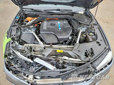 Zdjęcie 11 z 13 samochodu: 2018 BMW 530XE VIN:WBAJB1C5XJB084665 - miniatura