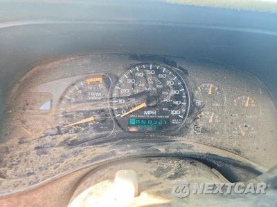 Zdjęcie 9 z 13 samochodu: 2002 CHEVROLET SILVERADO K3500 VIN:1GCJK39G62E263227 - miniatura