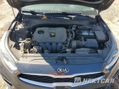 Zdjęcie 11 z 13 samochodu: 2019 KIA FORTE LXS VIN:3KPF24AD7KE077651 - miniatura