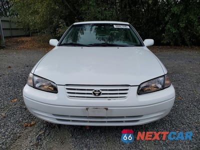 Piąte zdjęcie samochodu w środku: 1999 TOYOTA CAMRY LE VIN:4T1BG22K6XU391670 - miniatura