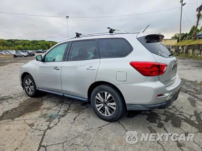 Drugie zdjęcie samochodu z przodu: 2017 NISSAN PATHFINDER S VIN:5N1DR2MM7HC698855 - miniatura