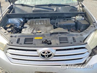Zdjęcie 12 z 13 samochodu: 2013 TOYOTA HIGHLANDER PLUS VIN:5TDBK3EHXDS212121 - miniatura