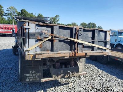 Zdjęcie 6 z 13 samochodu: 2018 FORD F750 SUPER DUTY DUMP TRUCK VIN:1FDWF7DX8JDF00311 - miniatura