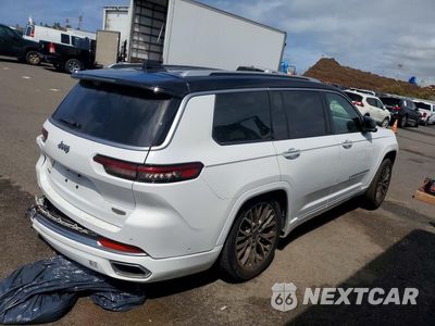 Trzecie zdjęcie samochodu z tyłu: 2023 JEEP GRAND CHEROKEE L SUMMIT VIN:1C4RJKEG4P8770820 - miniatura