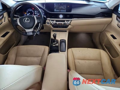Zdjęcie 8 z 12 samochodu: 2014 LEXUS ES 350 VIN:JTHBK1GG6E2111643 - miniatura