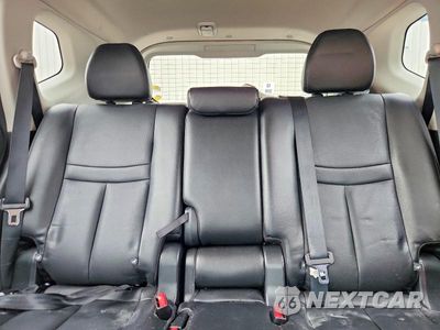 Zdjęcie 10 z 14 samochodu: 2016 NISSAN ROGUE SL VIN:5N1AT2MV8GC737366 - miniatura