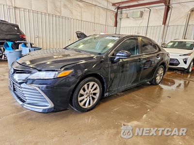 2022 TOYOTA CAMRY LE 4T1C11BK4NU060762 - główne zdjęcie licytacji z USA - miniatura