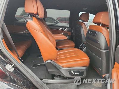 Zdjęcie 11 z 14 samochodu: 2020 BMW X7 XDRIVE50I VIN:5UXCX4C08L9D27906 - miniatura