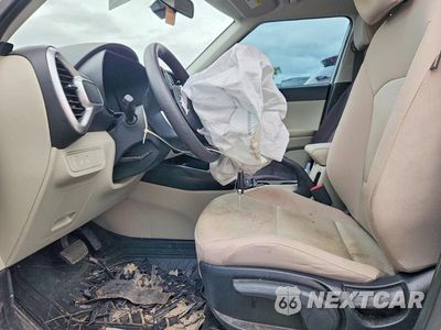 Zdjęcie 7 z 12 samochodu: 2024 KIA SOUL LX VIN:KNDJ23AU2R7227812 - miniatura