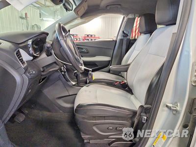 Zdjęcie 7 z 13 samochodu: 2019 CHEVROLET TRAX 1LT VIN:3GNCJLSBXKL337976 - miniatura