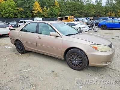 Czwarte zdjęcie samochodu z boku: 2002 TOYOTA CAMRY XLE VIN:4T1BE30K52U090928 - miniatura