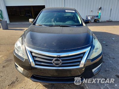 Piąte zdjęcie samochodu w środku: 2015 NISSAN ALTIMA 2.5 S VIN:1N4AL3AP5FC134816 - miniatura