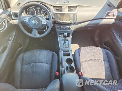 Zdjęcie 8 z 13 samochodu: 2016 NISSAN SENTRA SV VIN:3N1AB7AP1GL662513 - miniatura