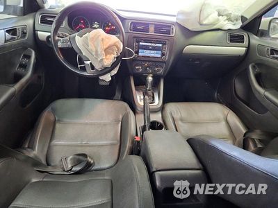 Zdjęcie 8 z 12 samochodu: 2012 VOLKSWAGEN JETTA TDI VIN:3VWLL7AJ0CM359710 - miniatura