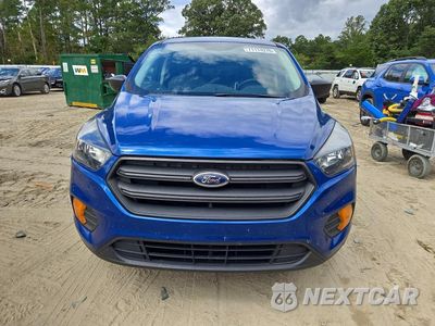 Piąte zdjęcie samochodu w środku: 2019 FORD ESCAPE S VIN:1FMCU0F70KUB96602 - miniatura
