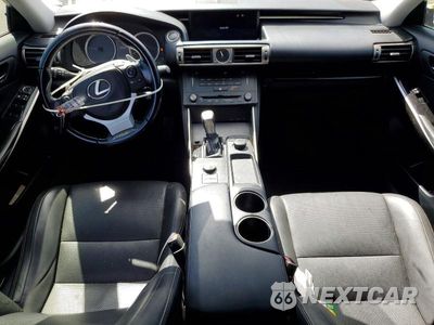 Zdjęcie 8 z 12 samochodu: 2016 LEXUS IS 200T VIN:JTHBA1D25G5004810 - miniatura