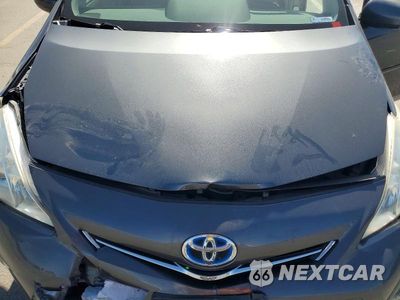 Zdjęcie 11 z 12 samochodu: 2014 TOYOTA PRIUS V THREE VIN:JTDZN3EU3E3291606 - miniatura
