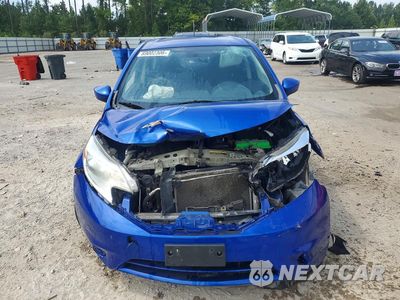 Piąte zdjęcie samochodu w środku: 2015 NISSAN VERSA NOTE SV VIN:3N1CE2CPXFL373161 - miniatura