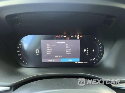 Zdjęcie 8 z 15 samochodu: 2026 VOLVO XC60 PLUS VIN:YV4M12RM7T1491453 - miniatura