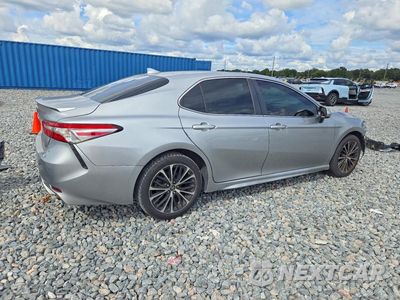 Trzecie zdjęcie samochodu z tyłu: 2019 TOYOTA CAMRY SE VIN:4T1B11HKXKU204782 - miniatura