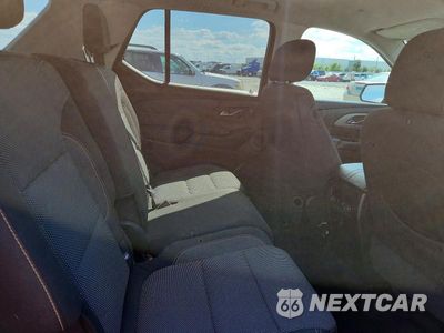 Zdjęcie 11 z 13 samochodu: 2018 CHEVROLET TRAVERSE LS VIN:1GNERFKW6JJ206992 - miniatura