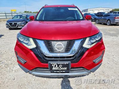 Piąte zdjęcie samochodu w środku: 2017 NISSAN ROGUE SL VIN:5N1AT2MV0HC851668 - miniatura