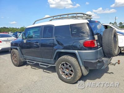 Drugie zdjęcie samochodu z przodu: 2007 TOYOTA FJ CRUISER BASE VIN:JTEZU11F270008577 - miniatura