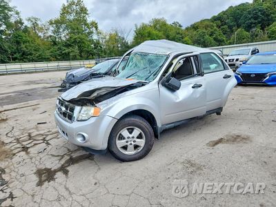 2010 FORD ESCAPE XLS 1FMCU0C78AKA72558 - główne zdjęcie licytacji z USA - miniatura
