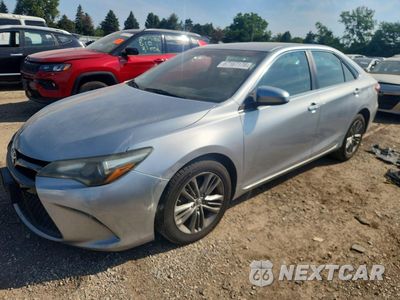 2015 TOYOTA CAMRY SE 4T1BF1FKXFU984745 - główne zdjęcie licytacji z USA - miniatura